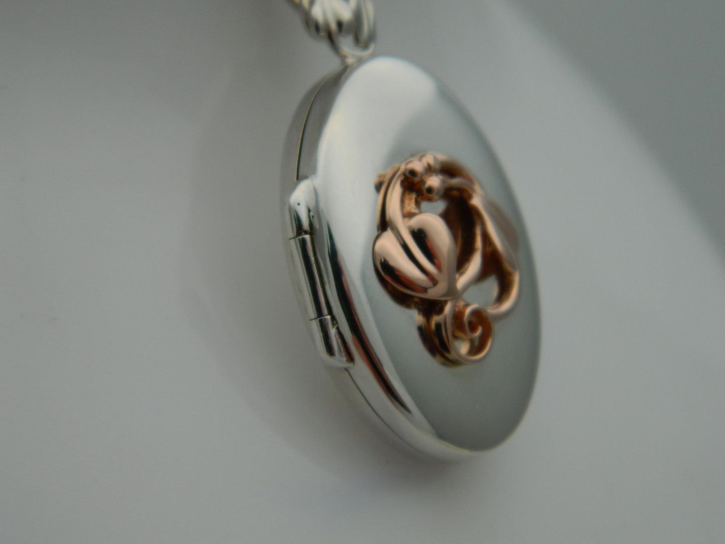Clogau Sterling Silver & 9ct Rose Gold Tree of Life Oval Locket (used)