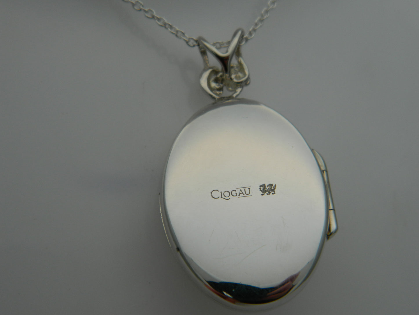 Clogau Sterling Silver & 9ct Rose Gold Tree of Life Oval Locket (used)