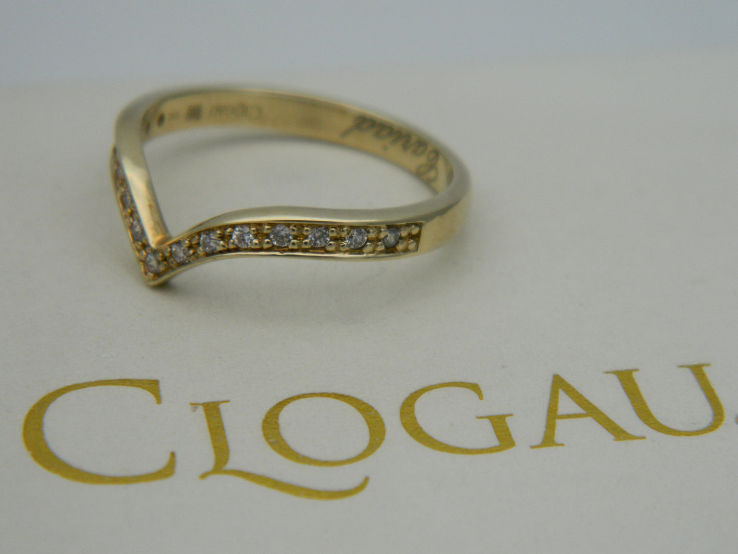 Clogau 9ct Yellow Gold 15 Diamond 'Make a Wish' Wedding Band Ring size R