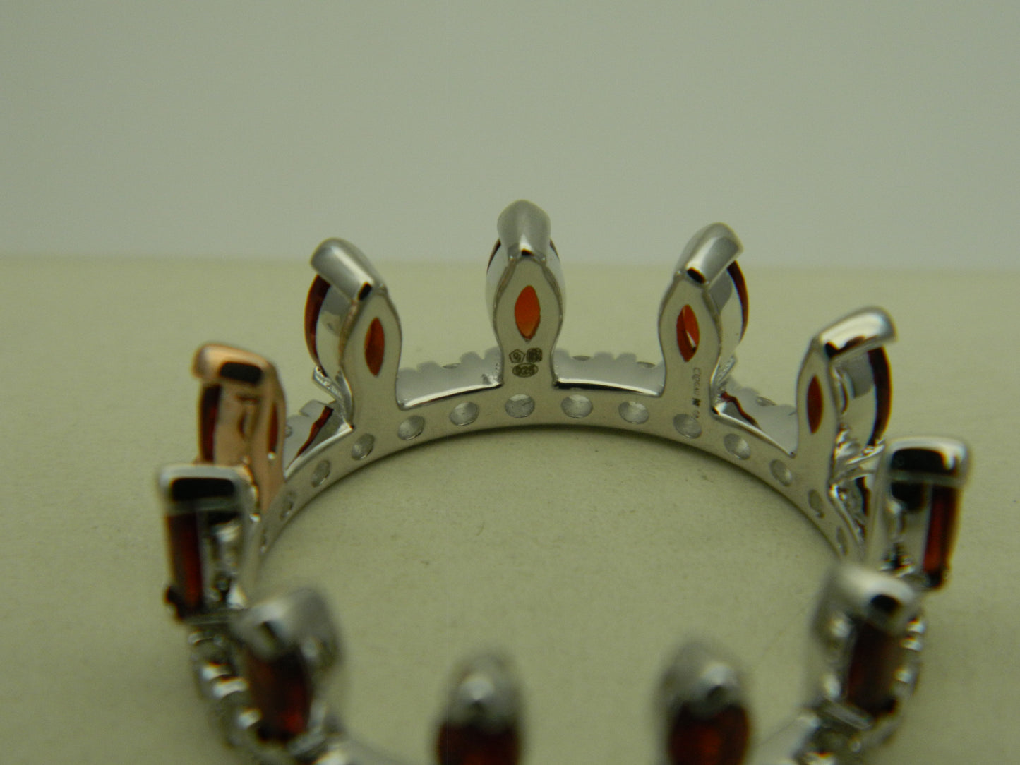 Clogau Sterling Silver & 9ct Rose Gold Red Garnet & Topaz Crown Ring RRP £189.00 size S