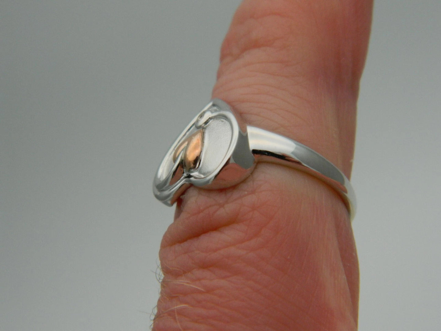 Clogau Sterling Silver & 9ct Rose Gold Tree of Life White Topaz Heart Ring size L or O