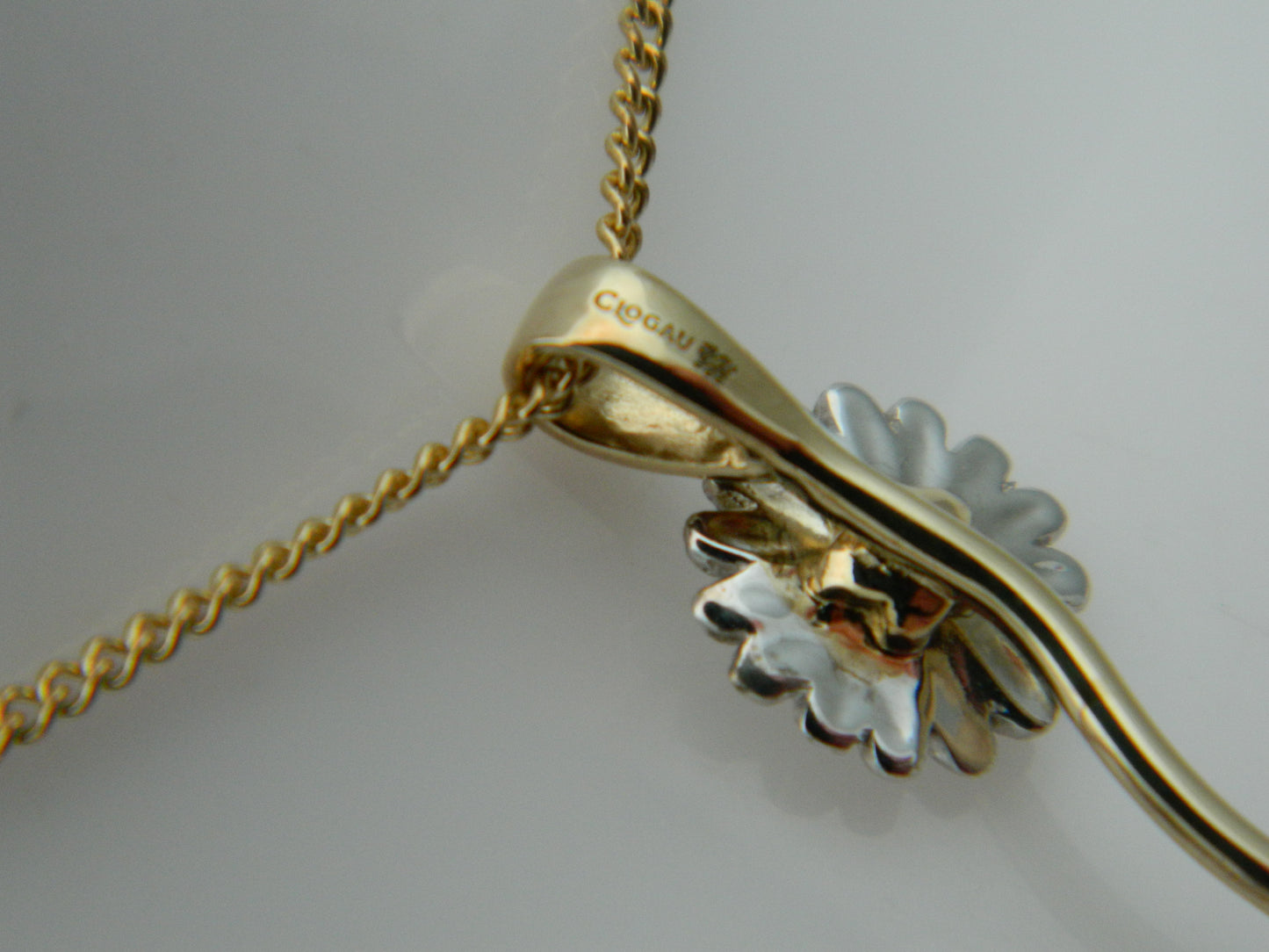 Clogau 9ct Yellow & White Gold Daisy Pendant