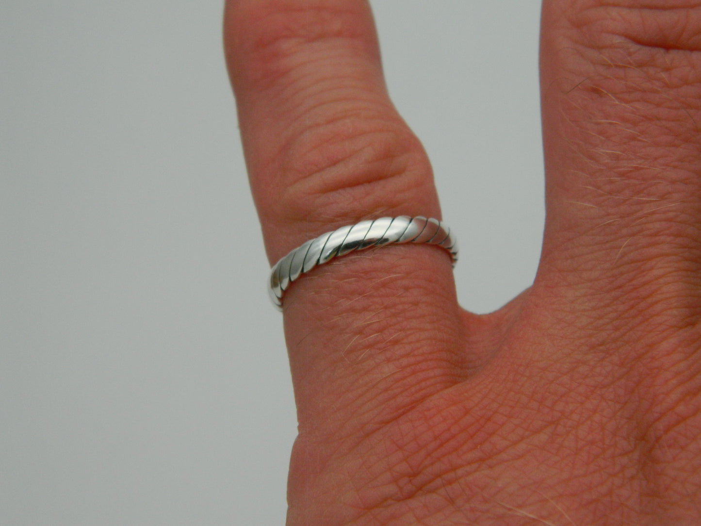 Sterling Silver 3mm Interwoven Unisex Friendship Ring size L, N or R