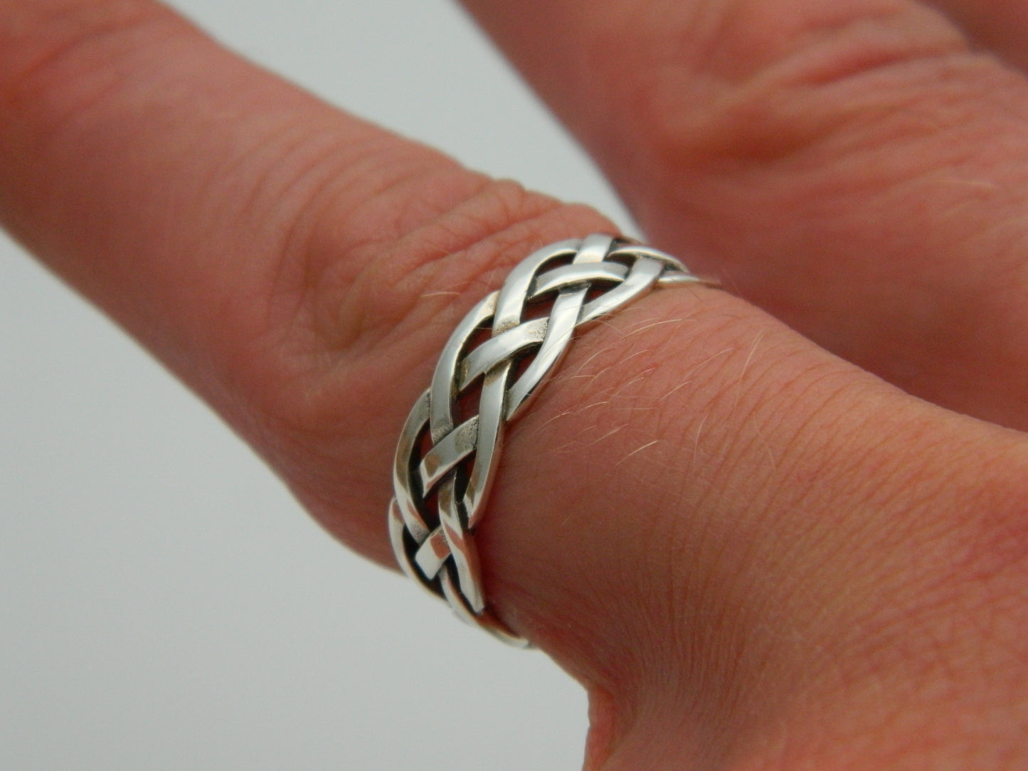 Sterling Silver 6mm Unisex Celtic Band Ring