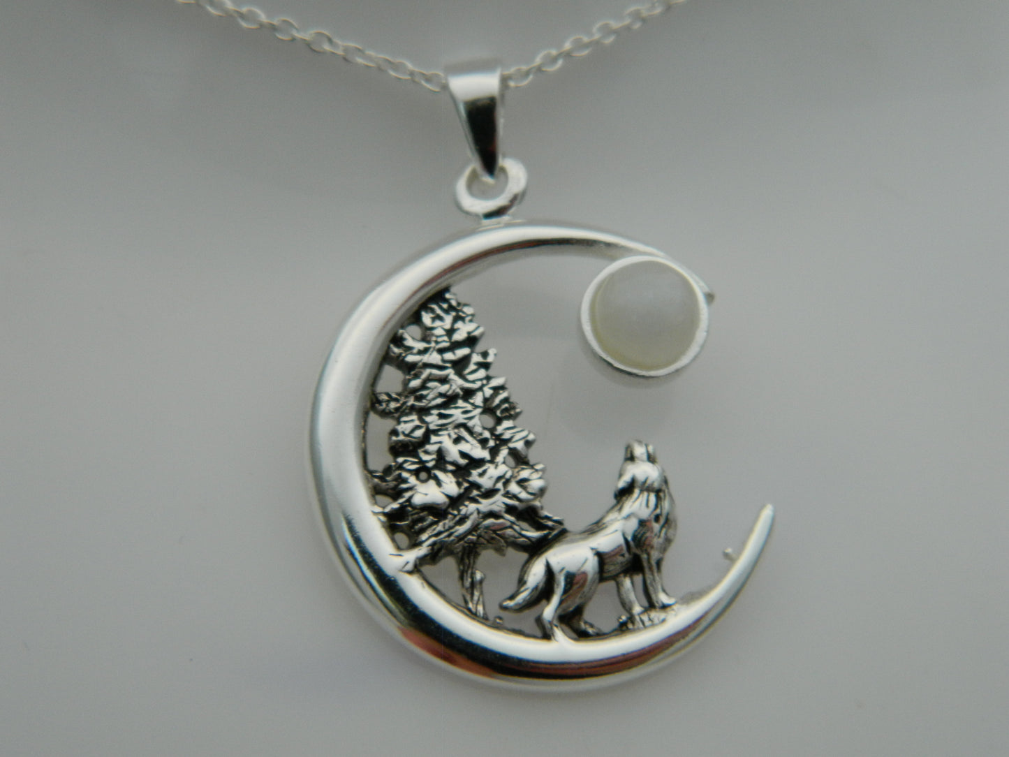 Sterling Silver Forest Wolf Moonstone Pendant & Chain