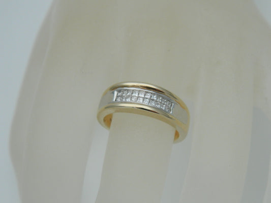 9ct Yellow & White Gold 5g 1/4ct Diamond Band Ring size M 1/2