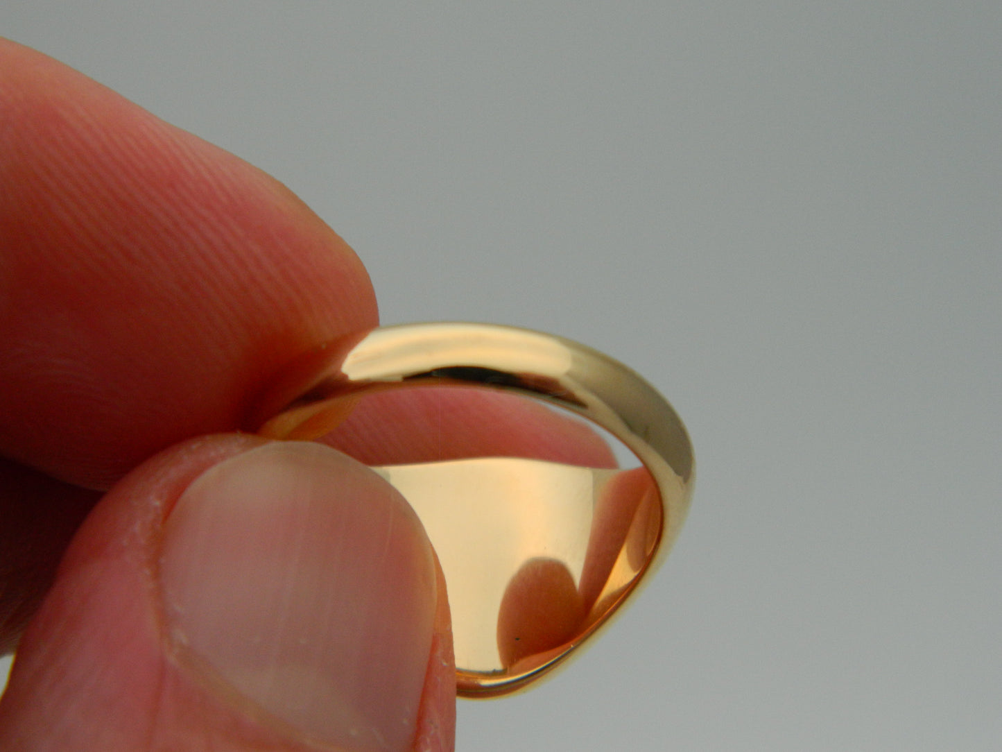 Clogau 18ct Gold 1854 Blend 9.6g Oval Signet Ring RRP £2,240.00 size P (slight second)