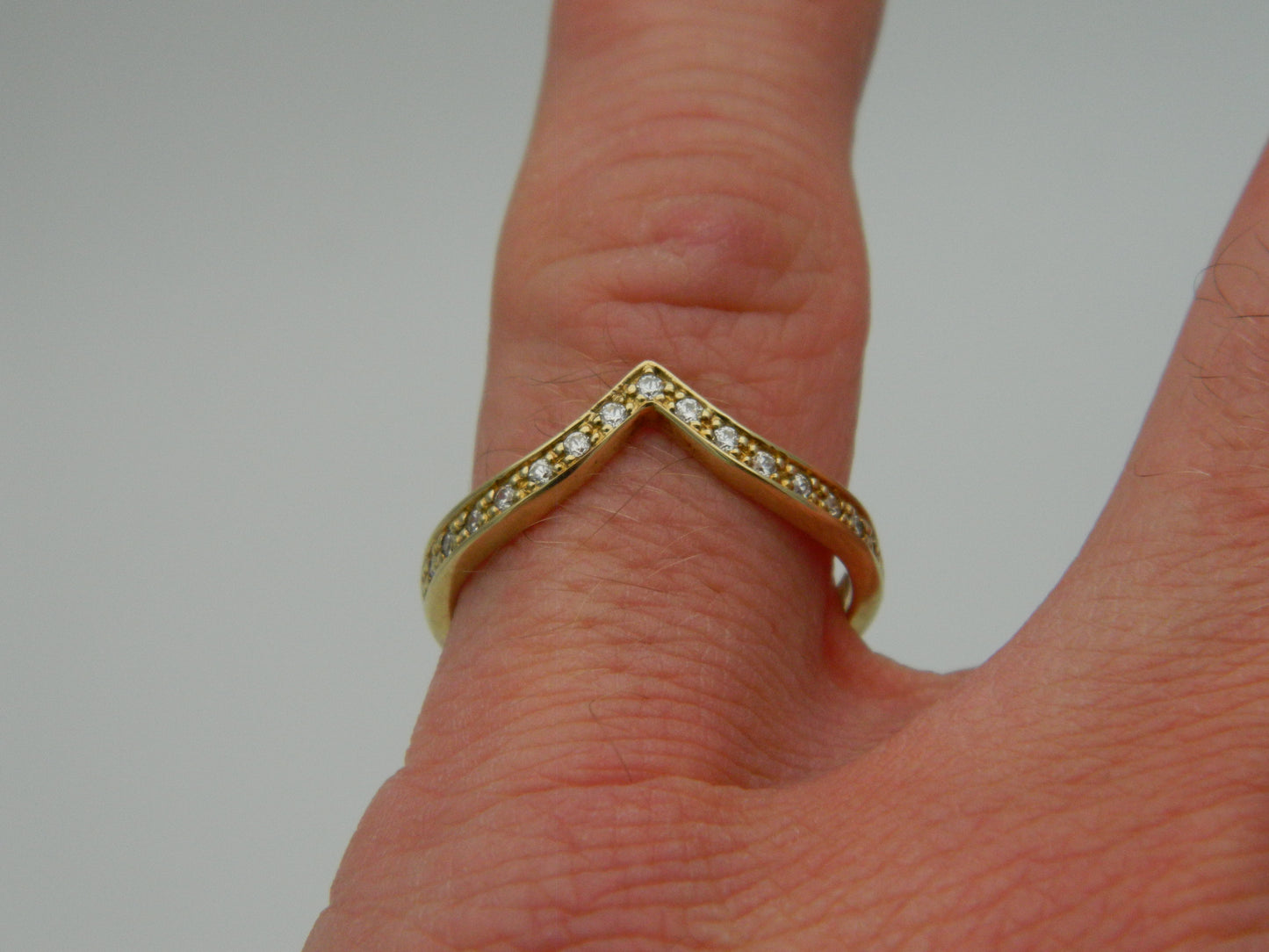 Clogau 9ct Yellow Gold 15 Diamond 'Make a Wish' Wedding Band Ring size R