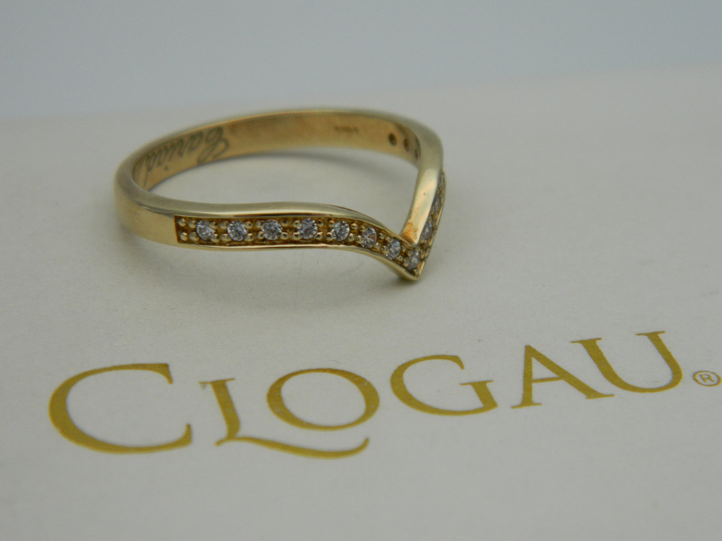 Clogau 9ct Yellow Gold 15 Diamond 'Make a Wish' Wedding Band Ring size R