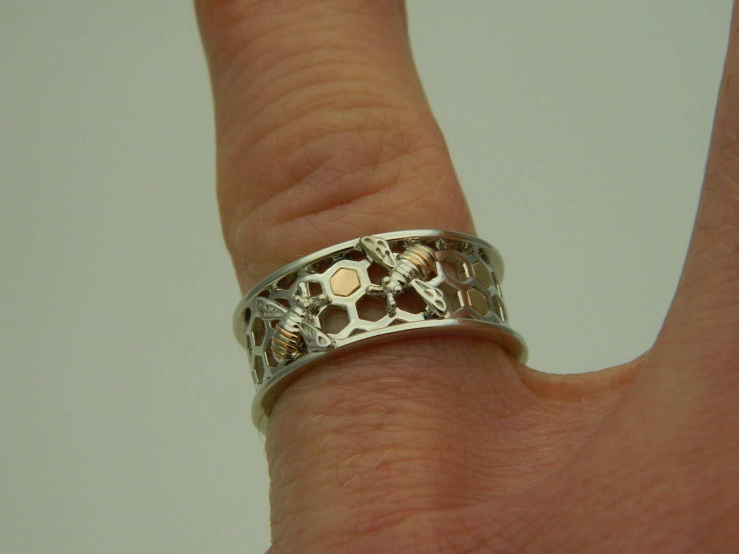 Clogau Sterling Silver & 9ct Rose Gold Honey Bee Honeycomb Ring size N, O or P