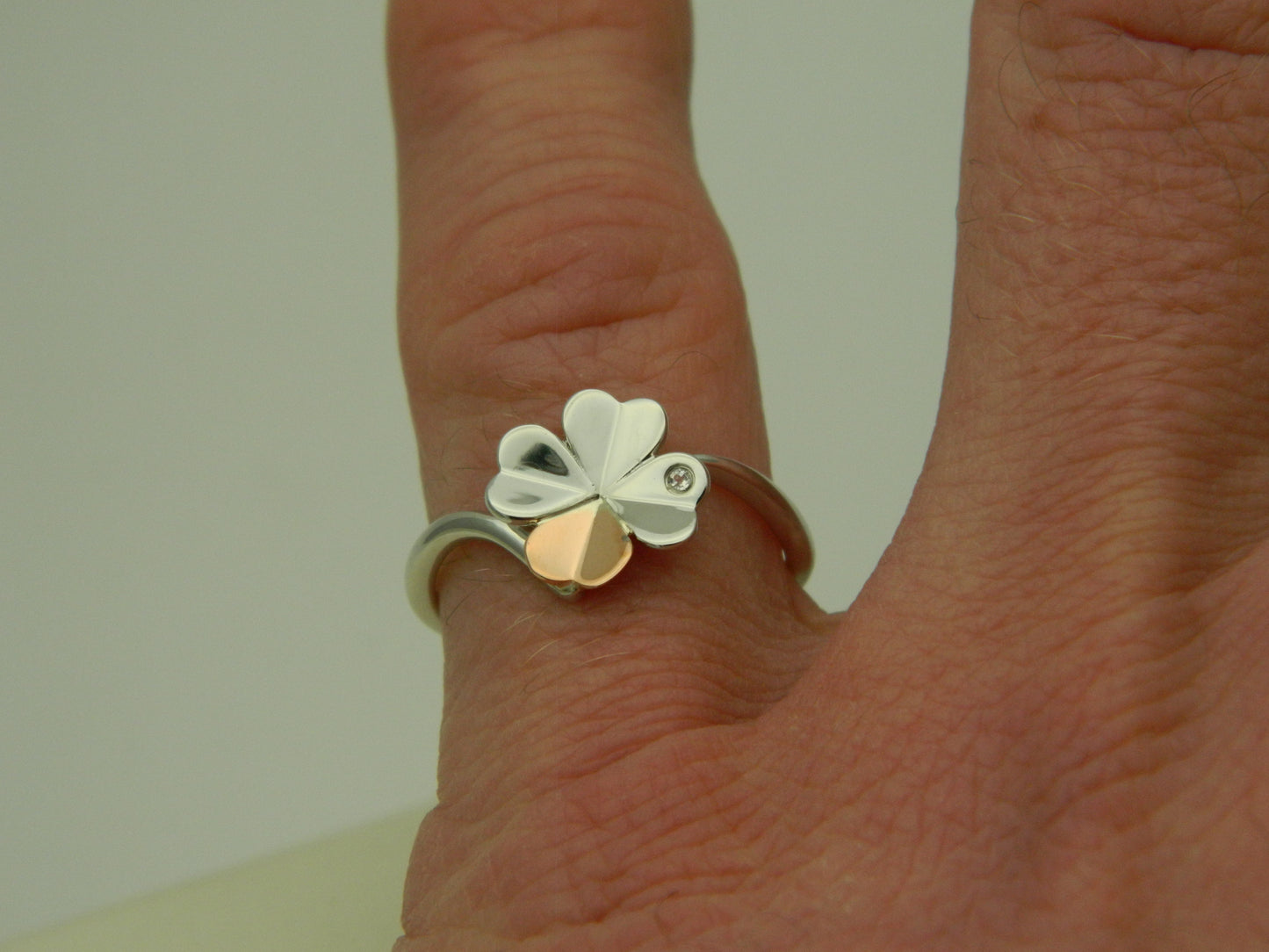 Clogau Sterling Silver & 9ct Rose Gold 'Pob Lwc' 4 Leaf Clover Topaz Ring RRP £129.00 size L, O, Q or R
