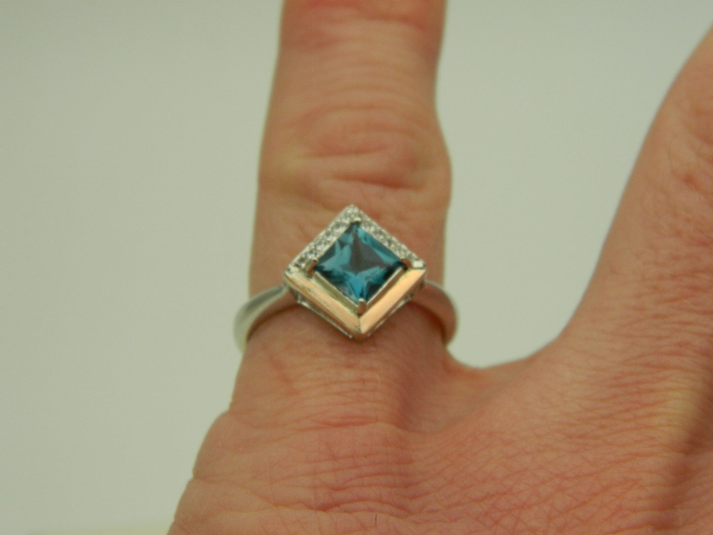Clogau Sterling Silver & 9ct Rose Gold Kensington Love Story Blue Topaz Ring RRP £229.00 size P