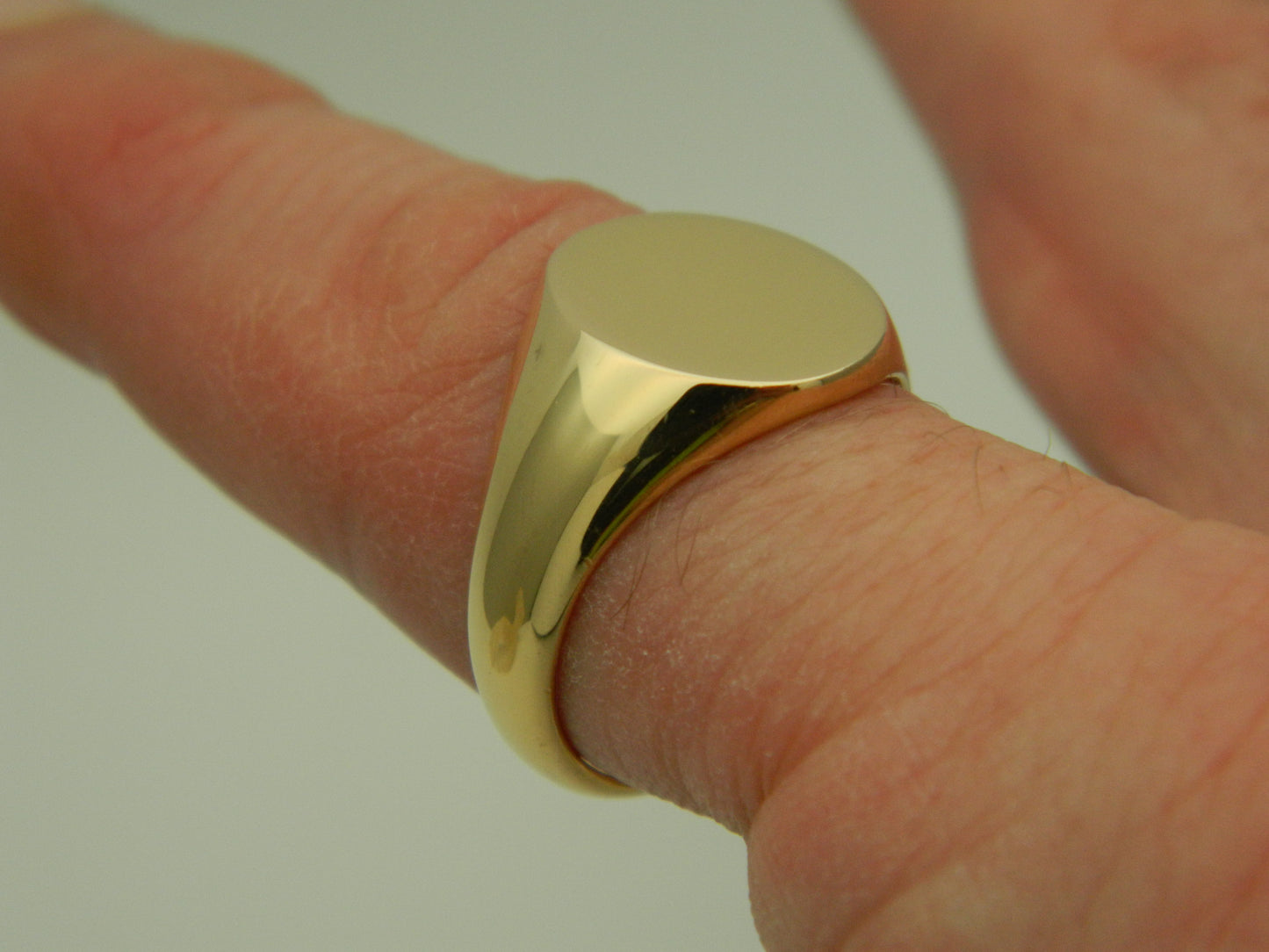 Clogau 18ct Gold 1854 Blend Oval Signet Ring size P (slight second)