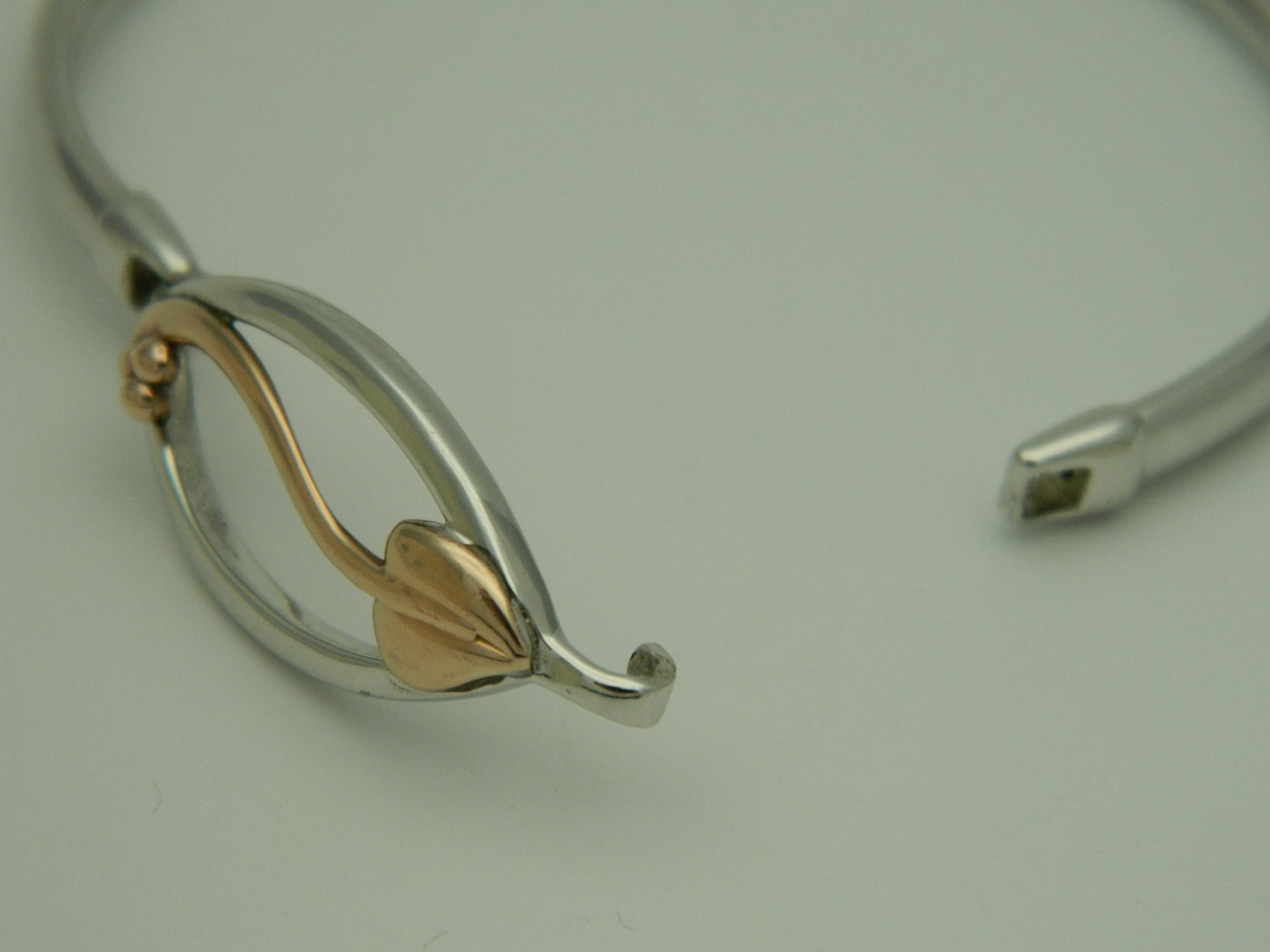 Clogau Sterling Silver & 9ct Rose Gold Through These Eyes Bangle RRP £280.00 (pre-loved)