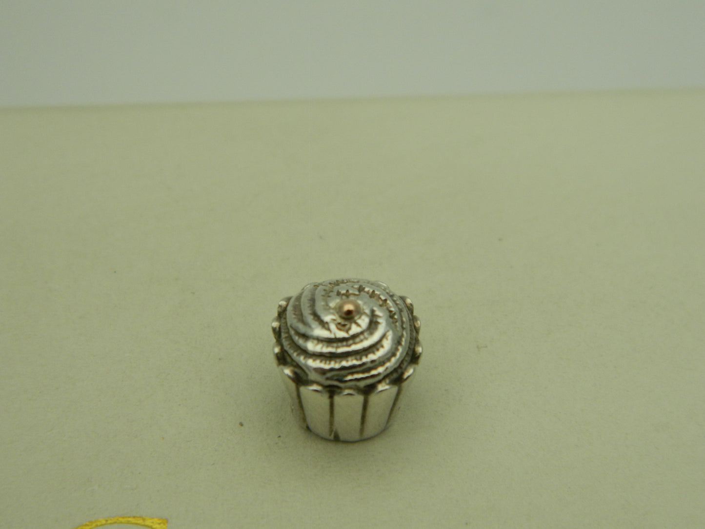 Clogau Sterling Silver & 9ct Rose Gold Cupcake Bead Charm (pre loved)