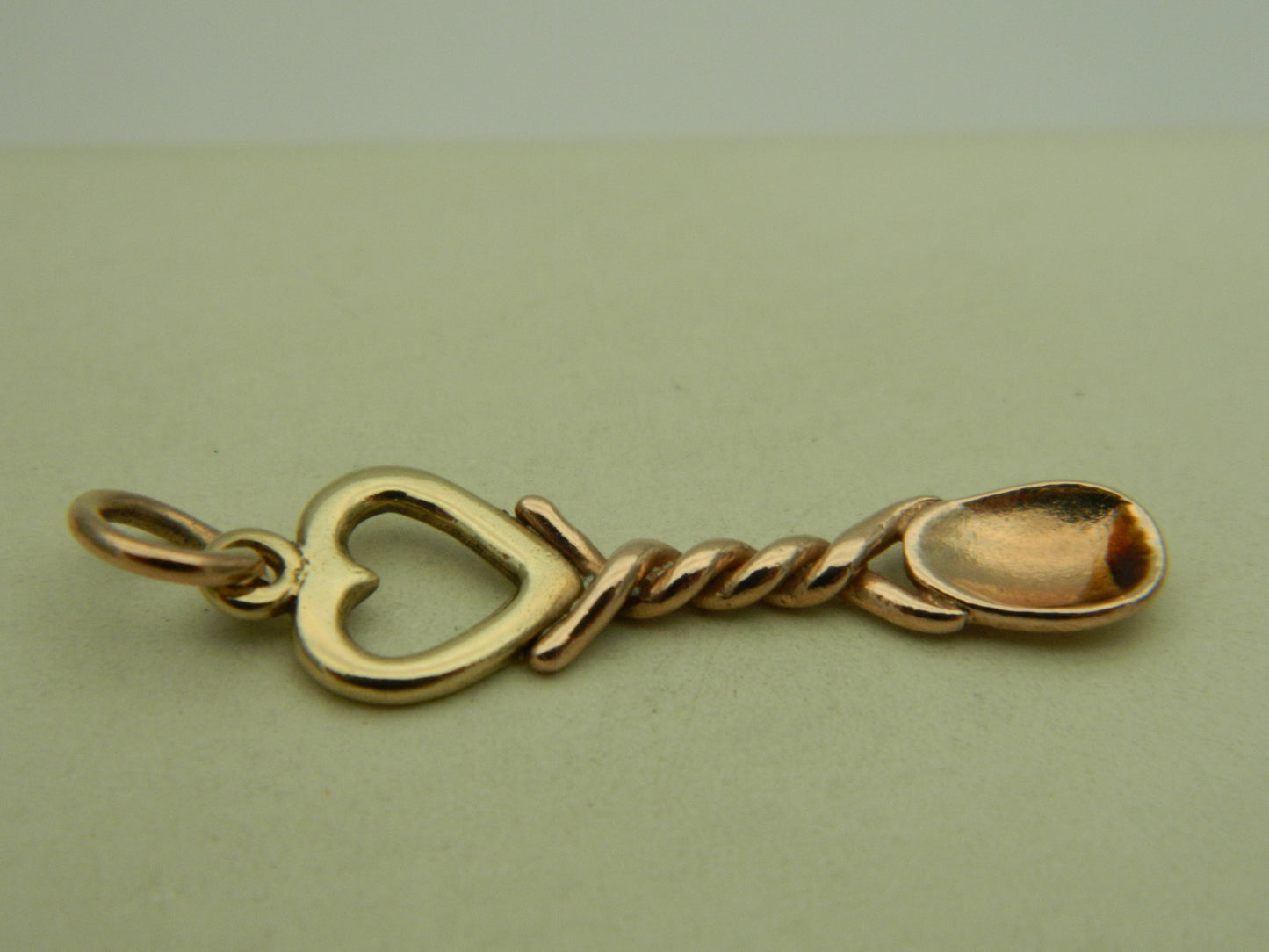 Clogau 9ct Yellow & Rose Gold Lovespoon Pendant/Charm (pre loved)