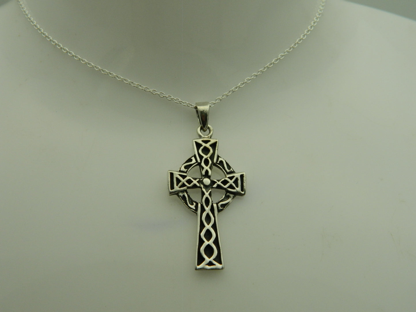 Sterling Silver Celtic Cross Pendant & Chain
