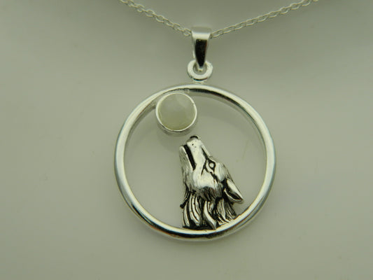 Sterling Silver Howling Wolf Moonstone Pendant & Chain