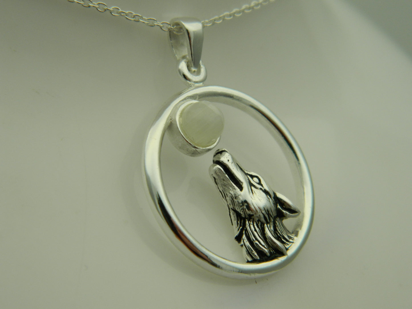 Sterling Silver Howling Wolf Moonstone Pendant & Chain