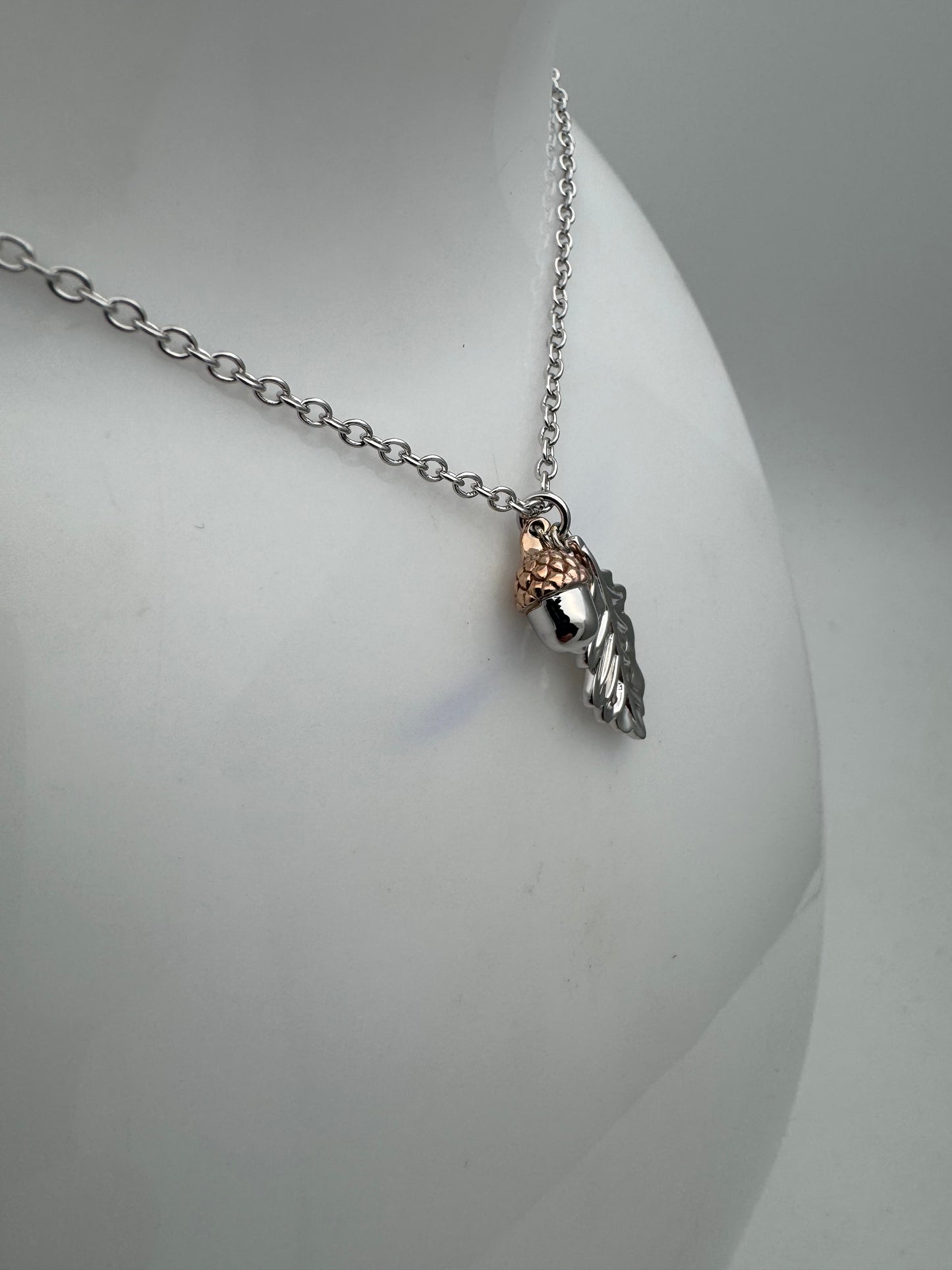 Clogau Sterling Silver & 9ct Rose Gold Oak Leaf Topaz Pendant RRP £209.00