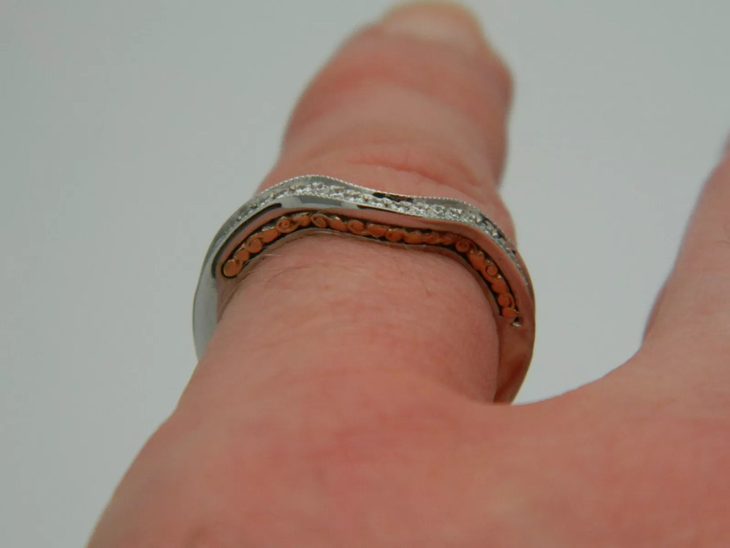 Clogau 9ct White & Rose Gold Sonatina Diamond Wedding Ring size N (slight second)