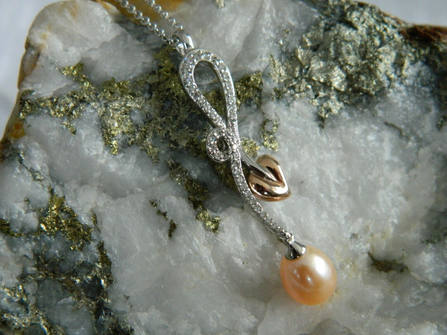 Clogau 18ct White & Rose Gold Peach Pearl & Diamond Pavé Pendant