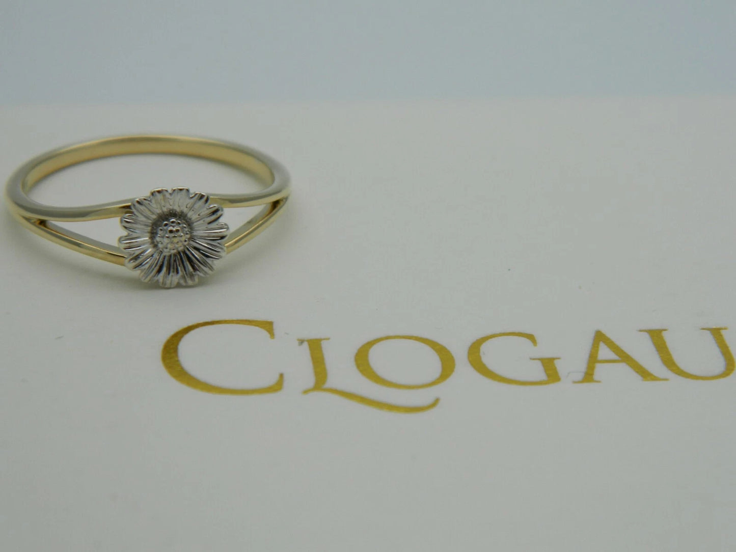 Clogau 9ct Yellow & White Gold Daisy Ring size L or P