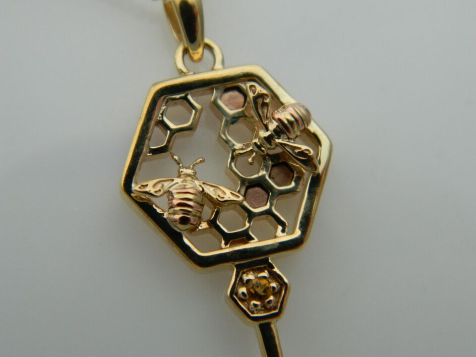 Clogau 9ct Yellow & Rose Gold Honey Bee Honeycomb Citrine Key Pendant