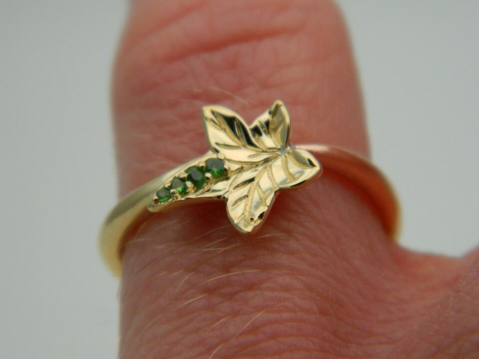 Clogau 9ct Yellow & Rose Gold Ivy Leaf Tsavorite Ring size O