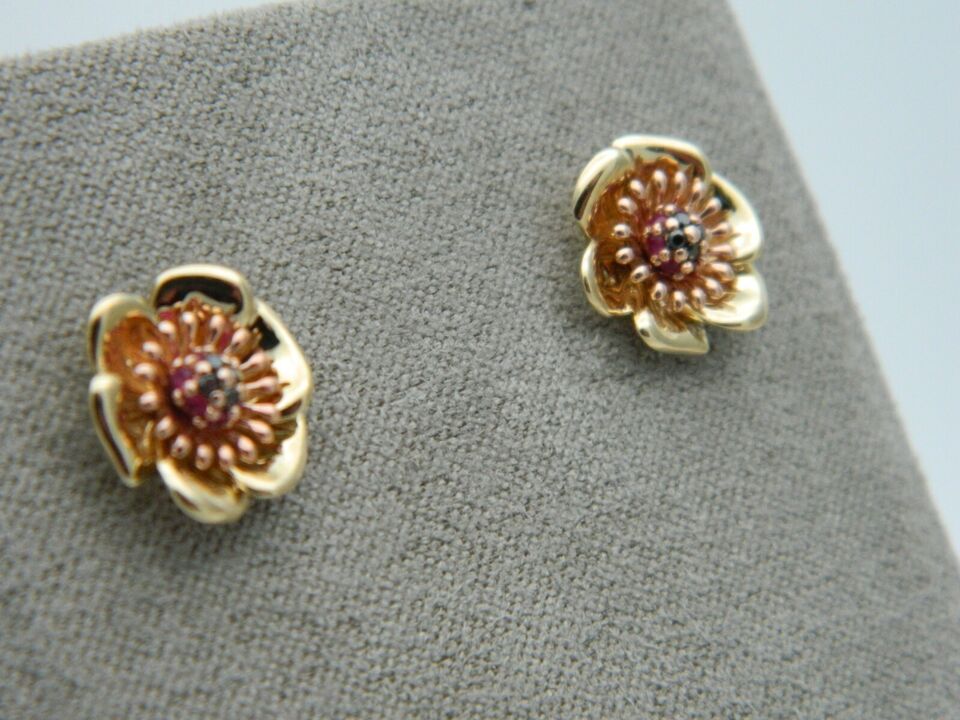 Clogau 9ct Yellow & Rose Gold Ruby & Black Diamond Welsh Poppy Stud Earrings RRP £430.00